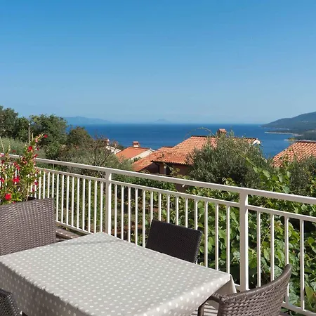 35 Apartament